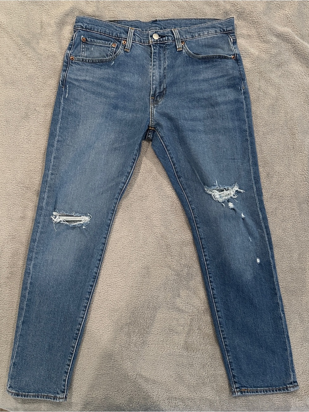 Men's Levi’s 512 Blue Distressed Straight-Leg Jeans - Like New!